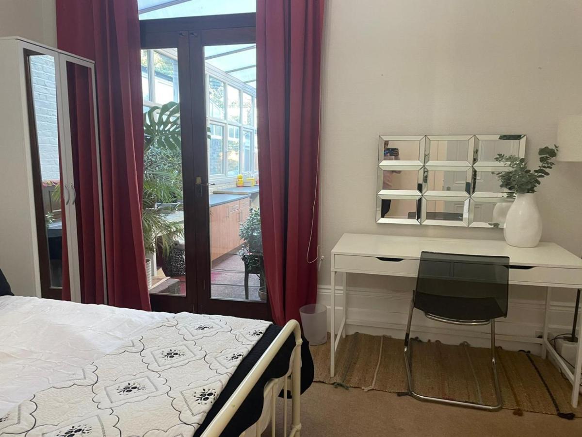 Inviting You To Your Home From Home 10 Minutes From Stratford Westfield London Exterior foto